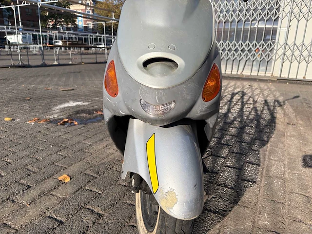 Snorfietsen & snorscooters - afbeelding 8 van  33