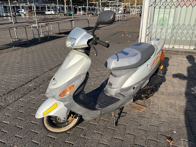 Snorfietsen & snorscooters - afbeelding 1 van  33