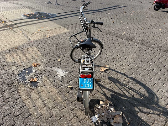 Snorfietsen & snorscooters - afbeelding 17 van  20