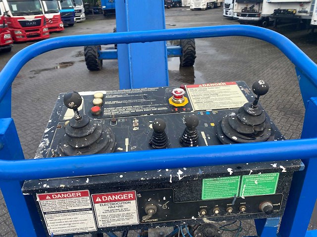 Snorkel - 2008 - sb126 38,4 meter - hoogwerker - afbeelding 4 van  33