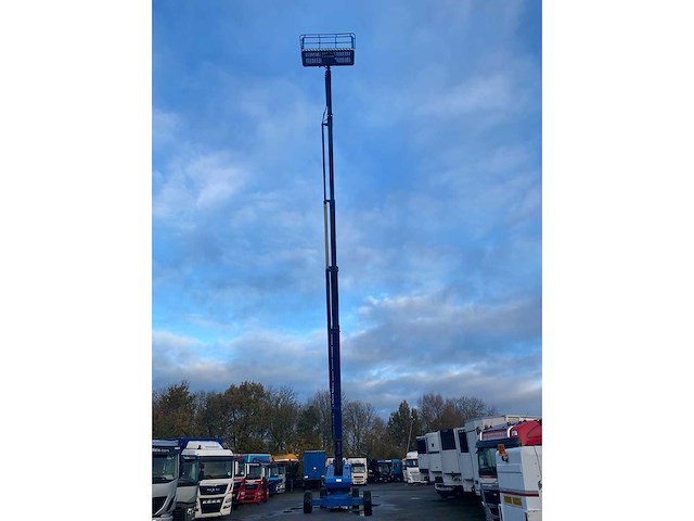 Snorkel - 2008 - sb126 38,4 meter - hoogwerker - afbeelding 17 van  33