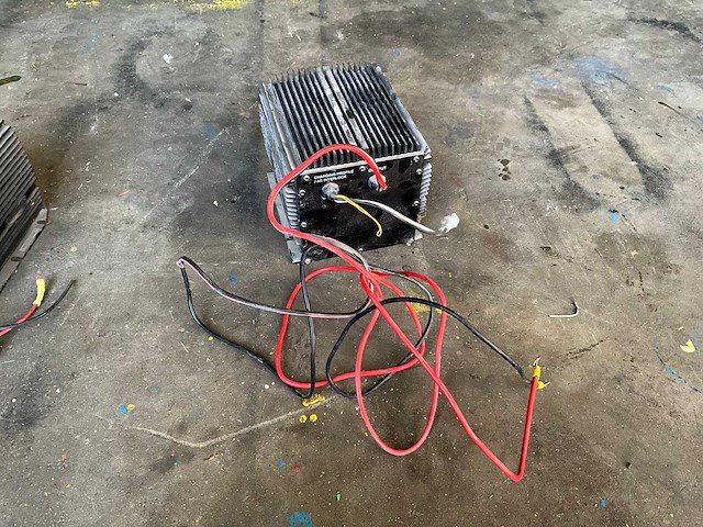 Snorkel hbs750-24 acculader - afbeelding 3 van  3