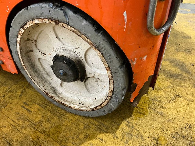 Snorkel tm12 hoogwerker - afbeelding 15 van  15