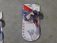 Snorkelset bestway bestaande uit snorkel, zwemvliezen en bril. - afbeelding 1 van  2