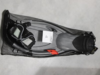 Snorkelset bestway bestaande uit snorkel, zwemvliezen en bril. - afbeelding 2 van  2
