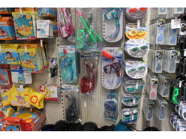Snorkelsetjes bestway w.o. hydro swim in diverse uitvoeringen, ruim 25 stuks. - afbeelding 2 van  4