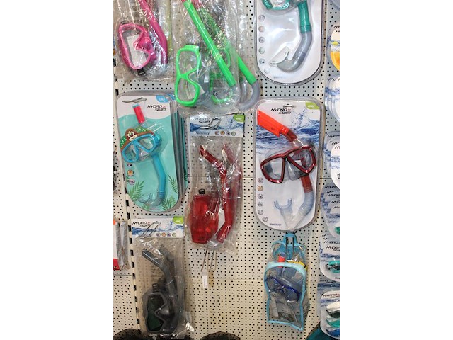 Snorkelsetjes bestway w.o. hydro swim in diverse uitvoeringen, ruim 25 stuks. - afbeelding 4 van  4