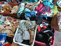 Snorren, baarden, panty's, handschoenen, sjaaltjes, maskers - afbeelding 7 van  8