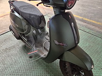 Snorscooter, gts, espresso, 2025 - afbeelding 6 van  12