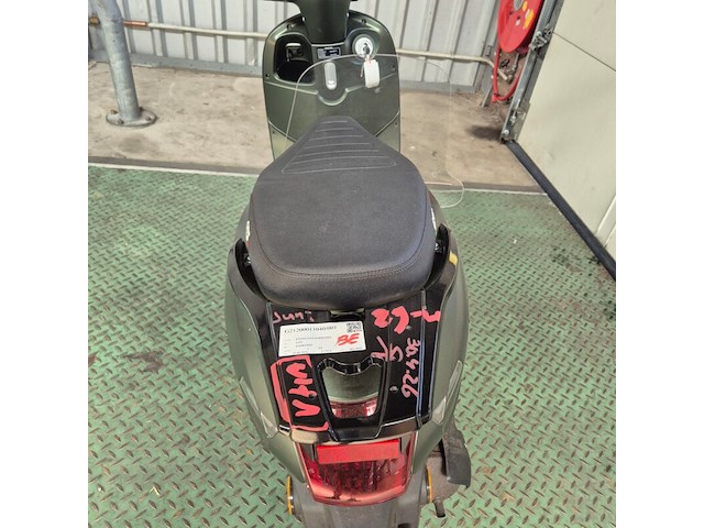 Snorscooter, gts, espresso, 2025 - afbeelding 9 van  12