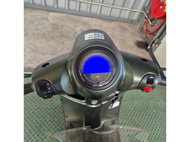 Snorscooter, gts, espresso, 2025 - afbeelding 11 van  12