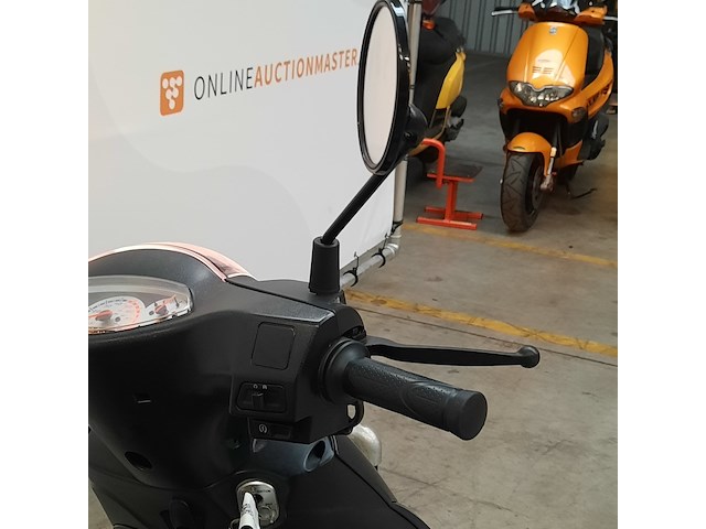 Snorscooter, la souris, city, 2023 - afbeelding 2 van  15