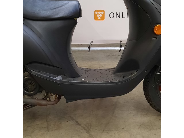 Snorscooter, la souris, city, 2023 - afbeelding 9 van  15