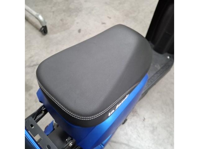 Snorscooter, la souris, e-id s1, 2022 - afbeelding 3 van  25