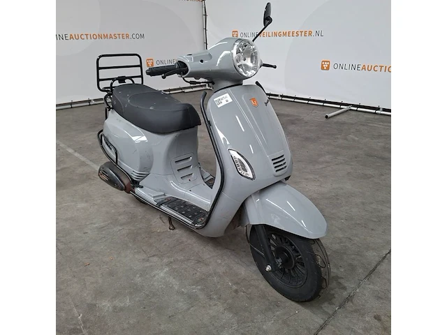 Snorscooter, la souris, snorscooter, 2024 - afbeelding 12 van  22