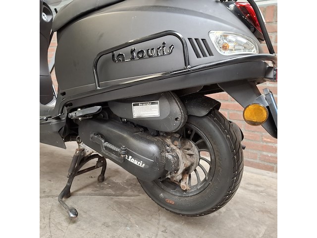 Snorscooter, la souris, sourini, 2021 - afbeelding 14 van  34