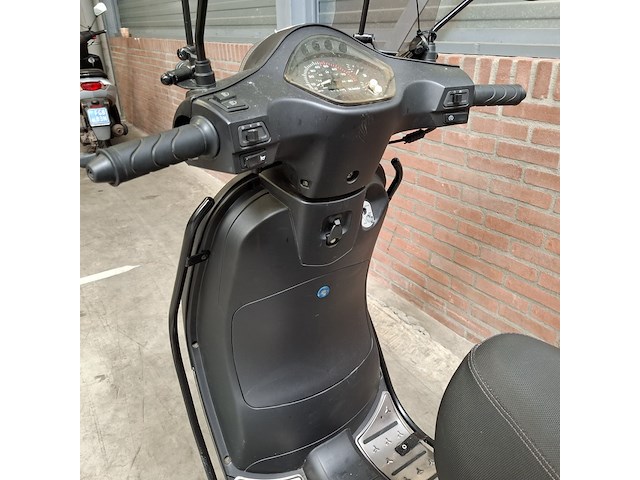 Snorscooter, la souris, sourini, 2021 - afbeelding 17 van  34