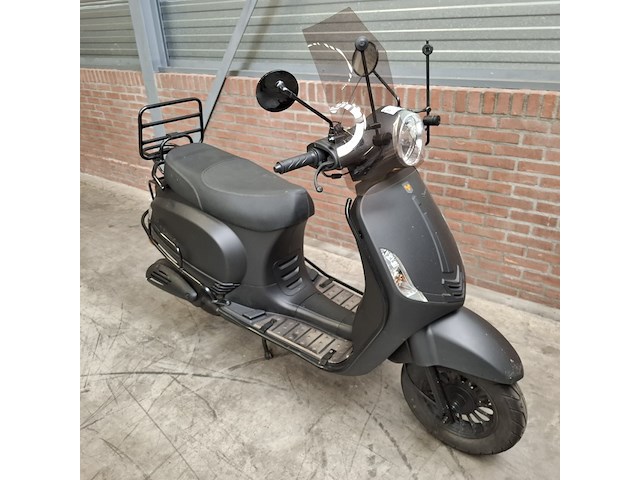 Snorscooter, la souris, sourini, 2021 - afbeelding 23 van  34