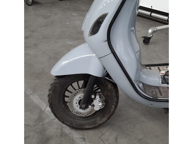 Snorscooter, la souris, sourini, 2021 - afbeelding 20 van  23