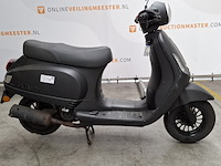 Snorscooter, la souris, sourini, 2022 - afbeelding 1 van  30