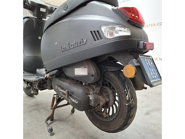 Snorscooter, la souris, sourini, 2022 - afbeelding 15 van  30