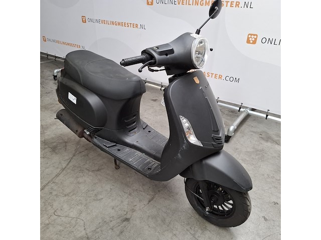 Snorscooter, la souris, sourini, 2022 - afbeelding 12 van  30