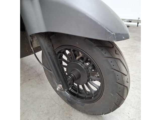Snorscooter, la souris, sourini, 2022 - afbeelding 26 van  30