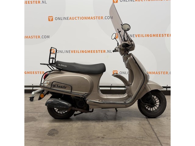 Snorscooter, la souris, sourini, 2022 - afbeelding 1 van  13