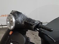 Snorscooter, la souris, sourini, 2024 - afbeelding 8 van  18