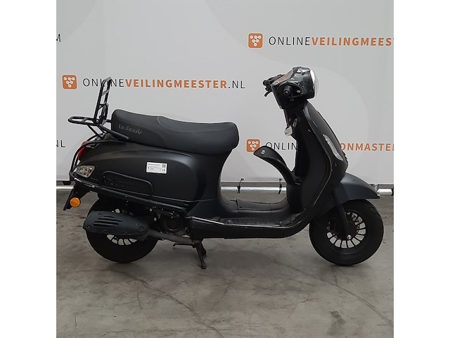 Snorscooter, la souris, sourini, 2024 - afbeelding 1 van  18