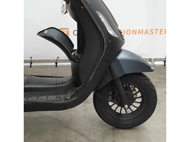 Snorscooter, la souris, sourini, 2024 - afbeelding 13 van  18