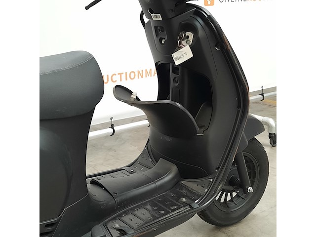 Snorscooter, la souris, sourini, 2024 - afbeelding 17 van  18