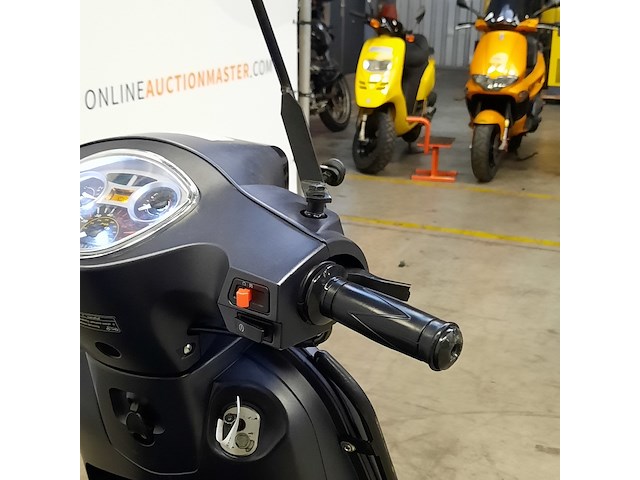 Snorscooter, la souris, sourini s, 2020 - afbeelding 2 van  15