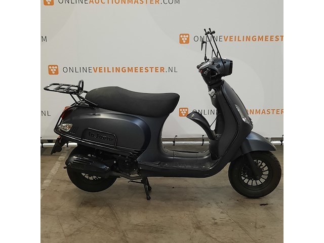 Snorscooter, la souris, sourini s, 2020 - afbeelding 1 van  15