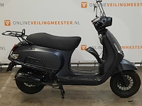 Snorscooter, la souris, sourini s, 2020 - afbeelding 1 van  15