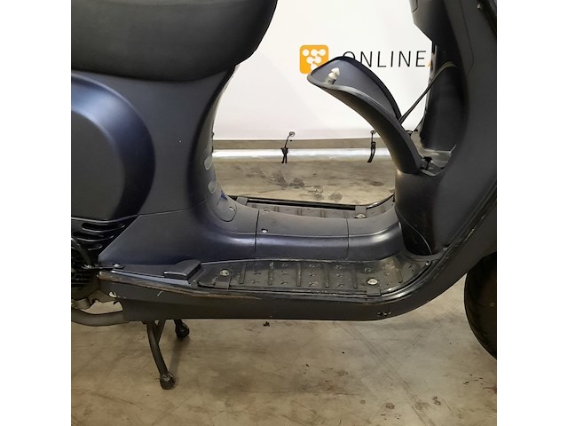 Snorscooter, la souris, sourini s, 2020 - afbeelding 9 van  15