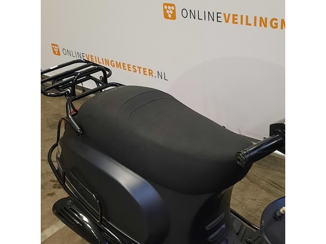 Snorscooter, la souris, sourini s, 2020 - afbeelding 13 van  15
