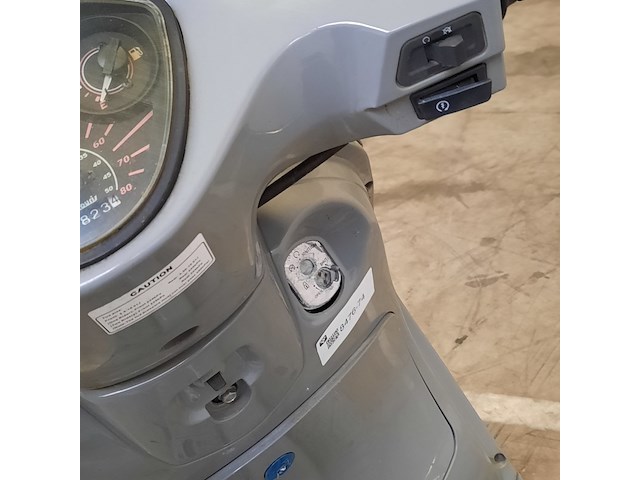 Snorscooter, la souris, sourini s, 2021 - afbeelding 7 van  15