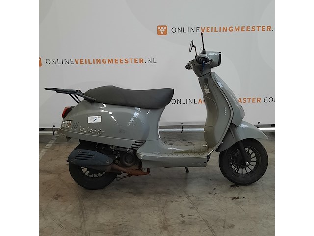 Snorscooter, la souris, sourini s, 2021 - afbeelding 1 van  15