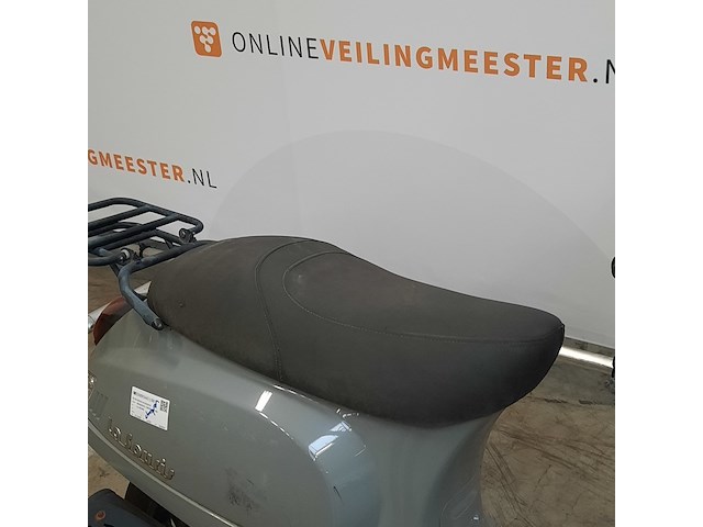 Snorscooter, la souris, sourini s, 2021 - afbeelding 13 van  15