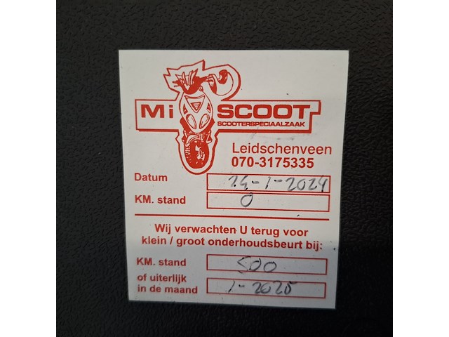 Snorscooter, mi inverno, rome, 2024 - afbeelding 11 van  34