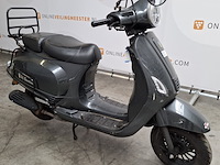 Snorscooter, mi inverno, rome, 2024 - afbeelding 12 van  34