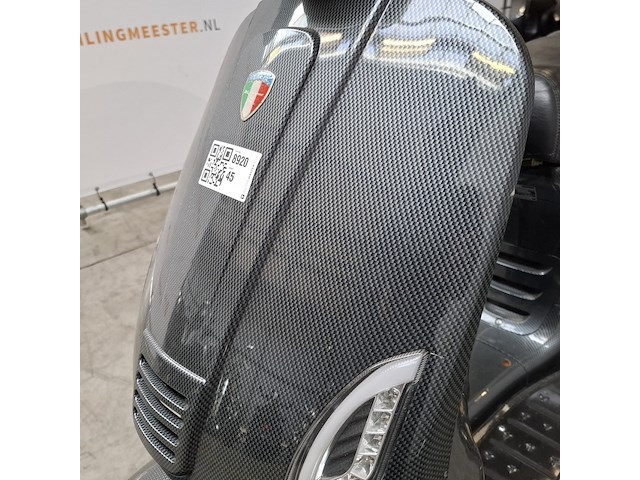 Snorscooter, mi inverno, rome, 2024 - afbeelding 25 van  34