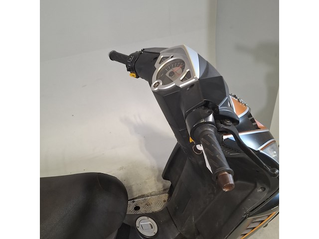 Snorscooter, peugeot, speedfight 3, 2017 - afbeelding 14 van  17