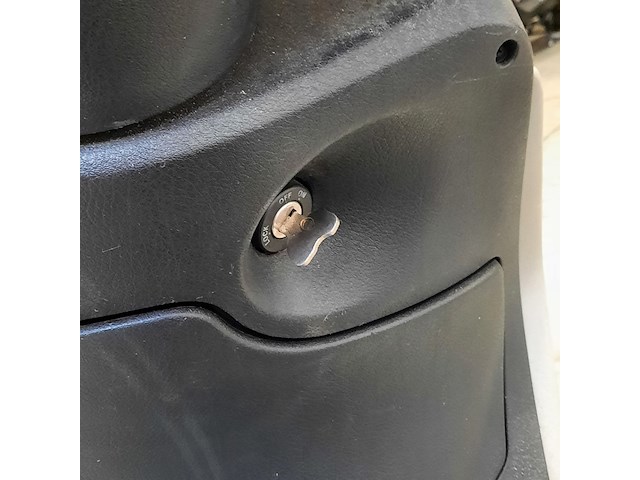 Snorscooter, piaggio, fly 4t, 2005 - afbeelding 7 van  15