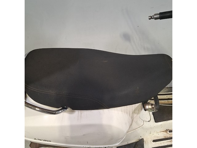 Snorscooter, piaggio, vespa lx 2t, 2010 - afbeelding 13 van  17