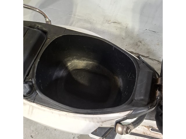 Snorscooter, piaggio, vespa lx 2t, 2010 - afbeelding 4 van  17