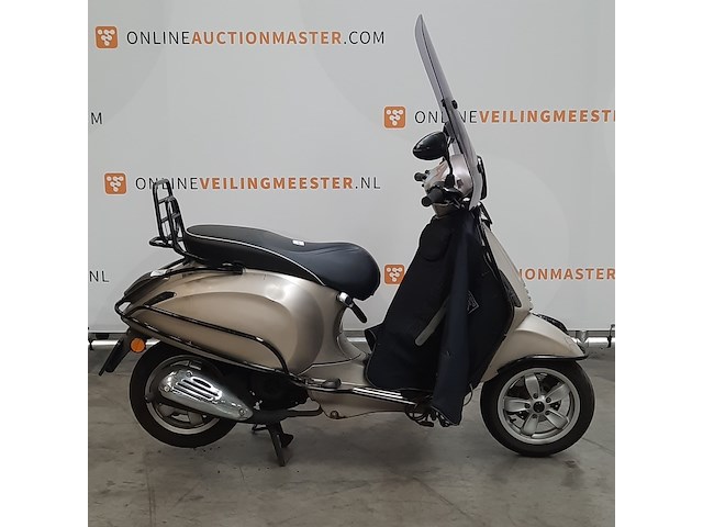 Snorscooter, piaggio, vespa primavera 4t, 2015 - afbeelding 1 van  19
