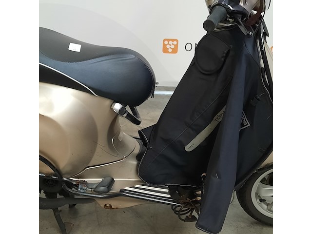 Snorscooter, piaggio, vespa primavera 4t, 2015 - afbeelding 18 van  19