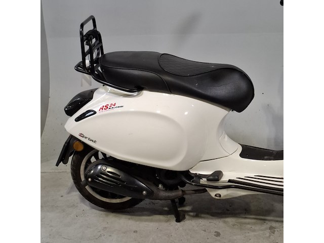 Snorscooter, piaggio, vespa sprint 4t, 2016 - afbeelding 12 van  19